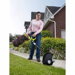RYOBI 40V Lithium-Ion Cordless String Trimmer and Edger with 2.6 Ah Battery and Charger thumbnail 4