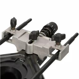 DEWALT DW6913 Universal Edge Guide with Dust Collection for Routers thumbnail 2