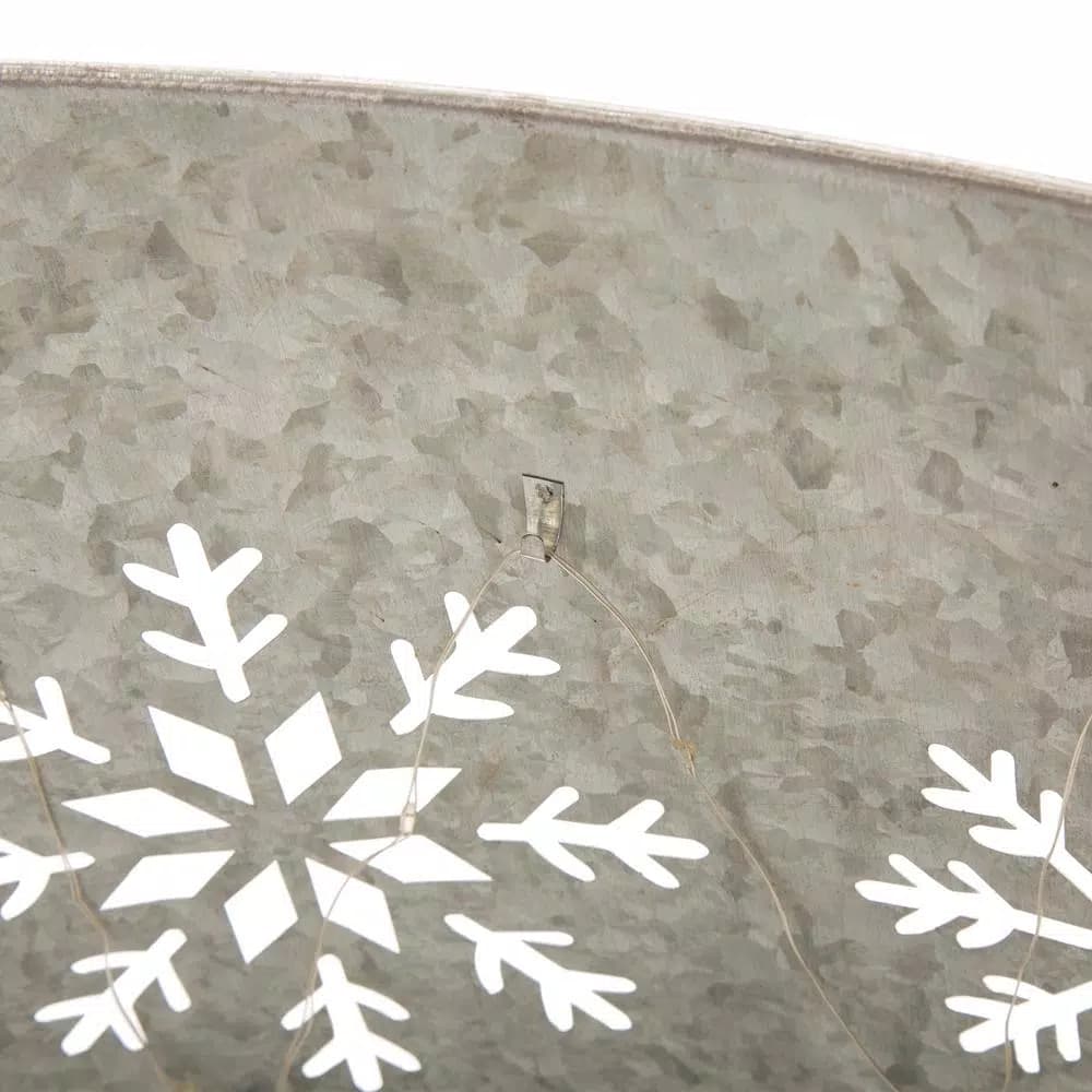 Glitzhome 21.65 in. Snowflake Diecut Metal Tree Collar with Light String