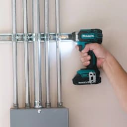 Makita 18V LXT Cordless 1/4 in. Compact Impact Driver Kit with Two 2.0 Ah Batteries, Rapid Charger, and Hard Case thumbnail 10