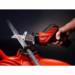Milwaukee M12 12V Lithium-Ion HACKZALL Cordless Reciprocating Saw Kit with 2 1.5 Ah Batteries, Charger & Case thumbnail 5
