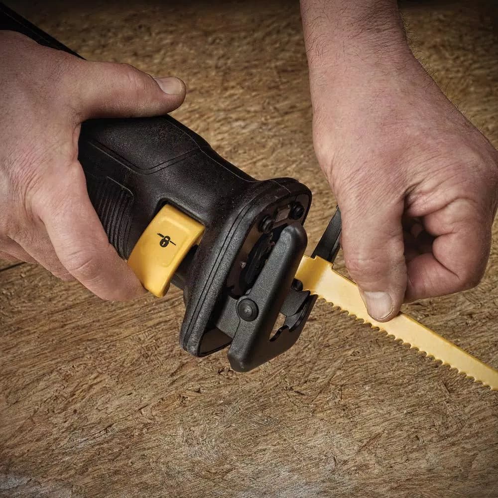 DEWALT FLEXVOLT 60V MAX Cordless Brushless Reciprocating Saw Kit with (2) 6.0 Ah Batteries