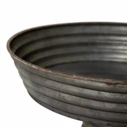 Glitzhome 12 in. Round Farmhouse Galvanized Metal Decorative Tray with Corrugated Edge thumbnail 5