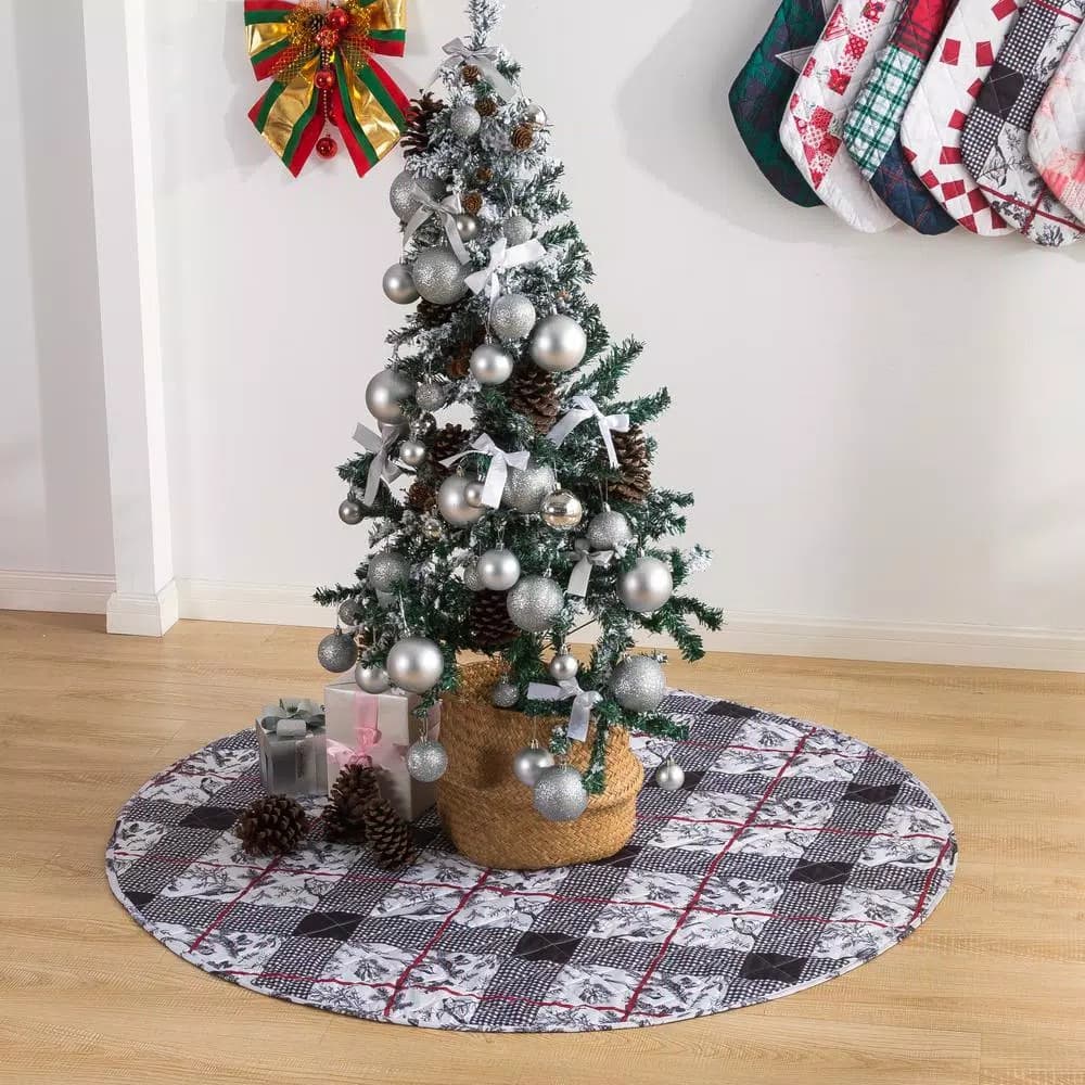Country Living Faith 48 in. Reversible Quilted Microfiber Tree Skirt - Chickadee Toile & Floral