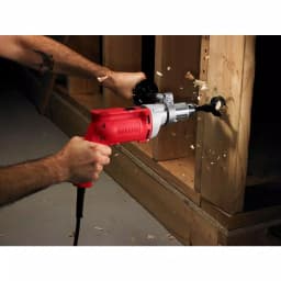 Milwaukee 1/2 in. Magnum Corded Drill, 8 Amp, 850 RPM thumbnail 9