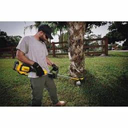 DEWALT 20V MAX Cordless String Trimmer and Blower Combo Kit with 4.0 Ah Battery and Charger thumbnail 12