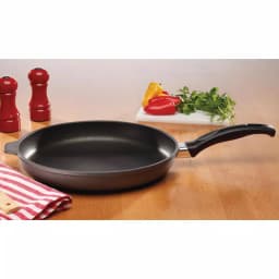 Swiss Diamond Swiss Titan 11 in. Titanium Nonstick Frying Pan, Gray thumbnail 2