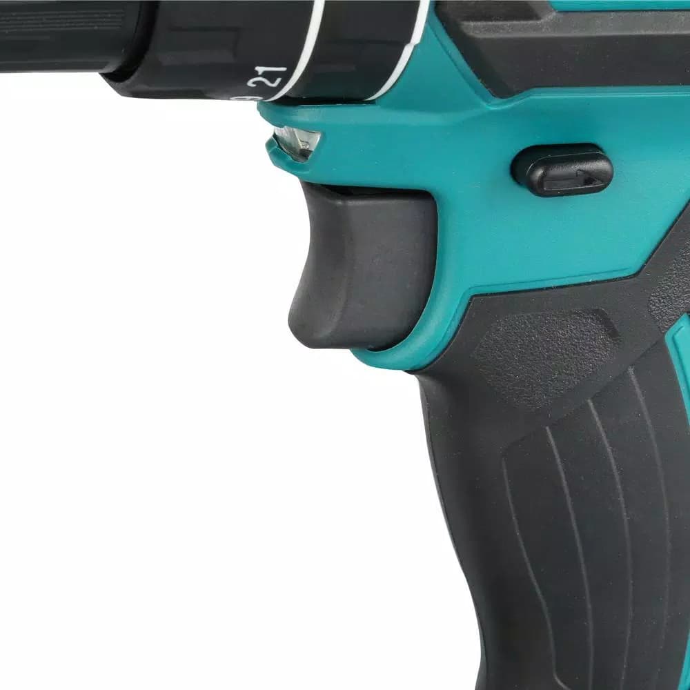 Makita 18V LXT Lithium-Ion 5-Tool Cordless Combo Kit with (2) 3.0 Ah Batteries, Rapid Charger and Tool Bag