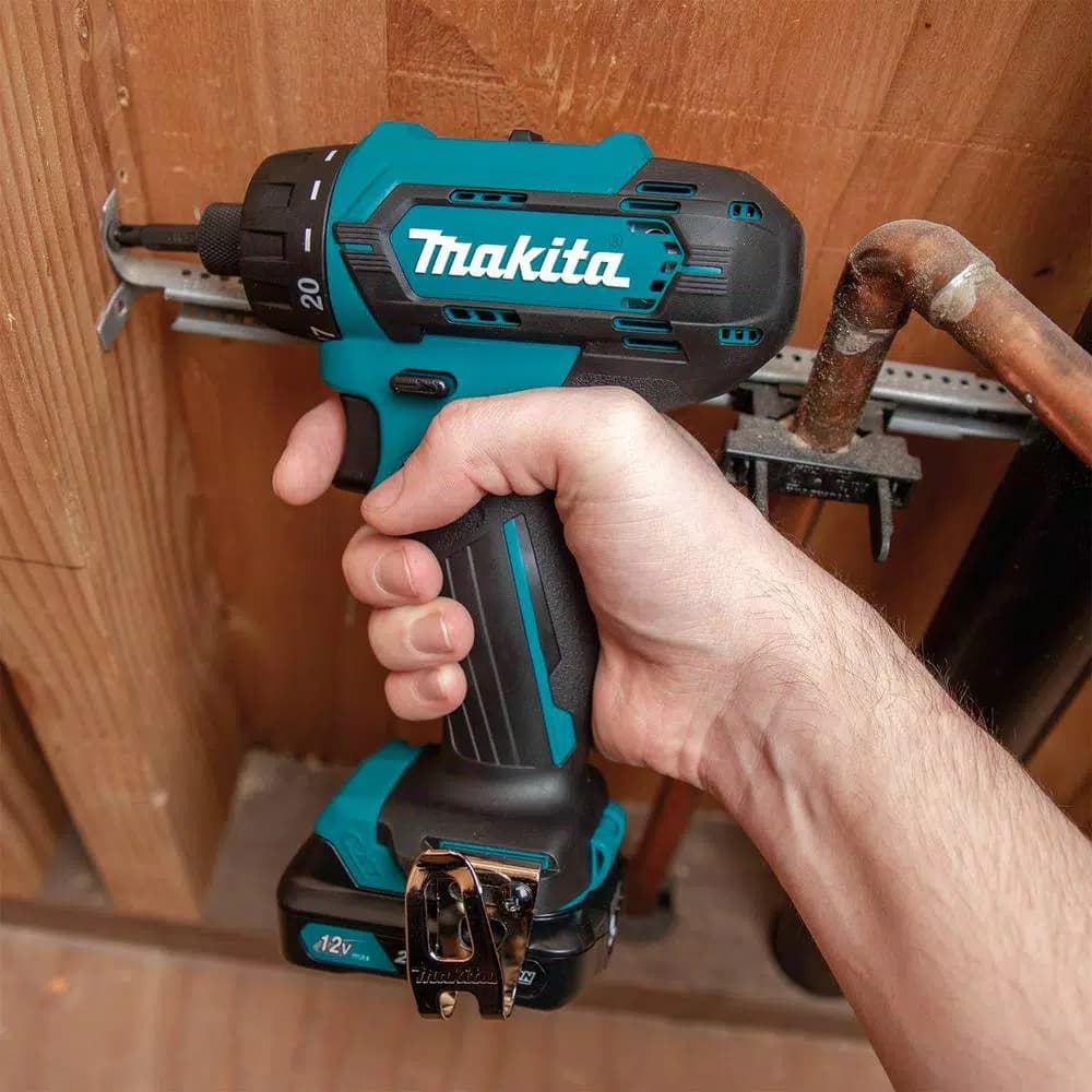 Makita 12V max CXT Cordless 1/4 in. Hex Screwdriver Kit, 2.0Ah