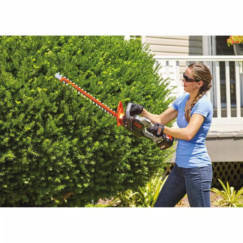 BLACK+DECKER 60V MAX Lithium-Ion Cordless POWERCUT 24 in. Hedge Trimmer with 1.5 Ah Battery and Charger