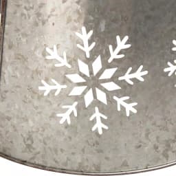 Glitzhome 21.65 in. Snowflake Diecut Metal Tree Collar with Light String thumbnail 4
