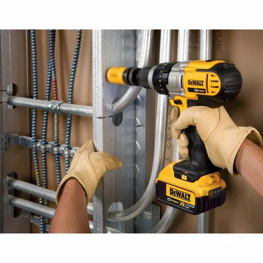 DEWALT 20V MAX Cordless 1/2 in. Drill/Driver Kit with (2) 4.0 Ah Batteries, Charger & Case