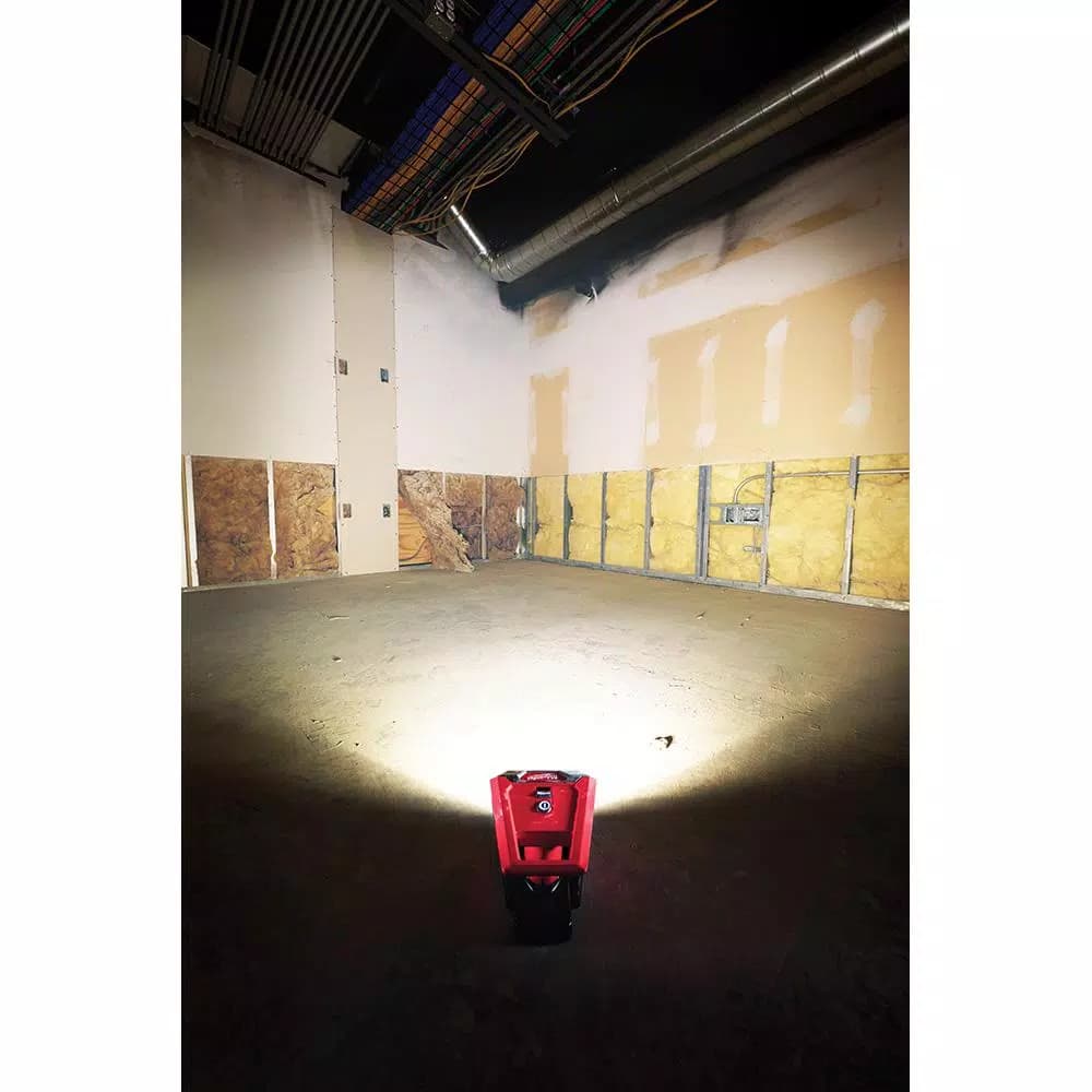 Milwaukee M12 Rover LED Compact Flood Light, 1000 Lumens, Cordless (Tool-Only)