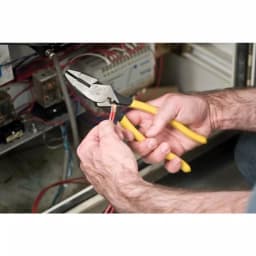 Klein Tools 9 in. High Leverage Side Cutting Pliers with Connector Crimping thumbnail 3