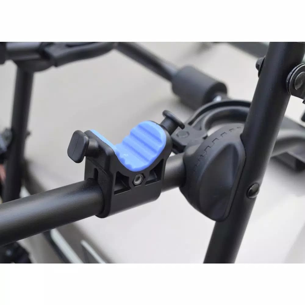 Advantage SportsRack Heininger Advantage Sports Chase 3-Bike Trunk Mount Rack, 90 lb Capacity