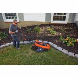 BLACK+DECKER 40V MAX 20 in. Cordless Walk Behind Push Mower with (2) 2.0 Ah Batteries and Charger thumbnail 4