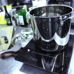 BergHOFF EarthChef Premium 10 qt. Stainless Steel Stock Pot with Lid thumbnail 5