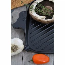 Chasseur French Enameled Cast Iron Cow Shaped Grill Pan, 8.75 in., Black thumbnail 3
