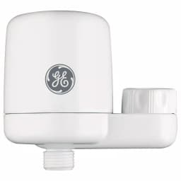 GE Universal Shower Water Filtration System with Carbon Spun Fiber Filter thumbnail 1