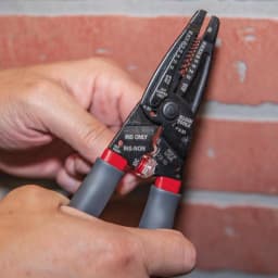 Klein Tools Klein-Kurve Multi-Tool Wire Stripper, Crimper, and Cutter thumbnail 3