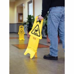 Rubbermaid Commercial Products 25 in. x 13 in. Wet Floor Caution Sign thumbnail 4