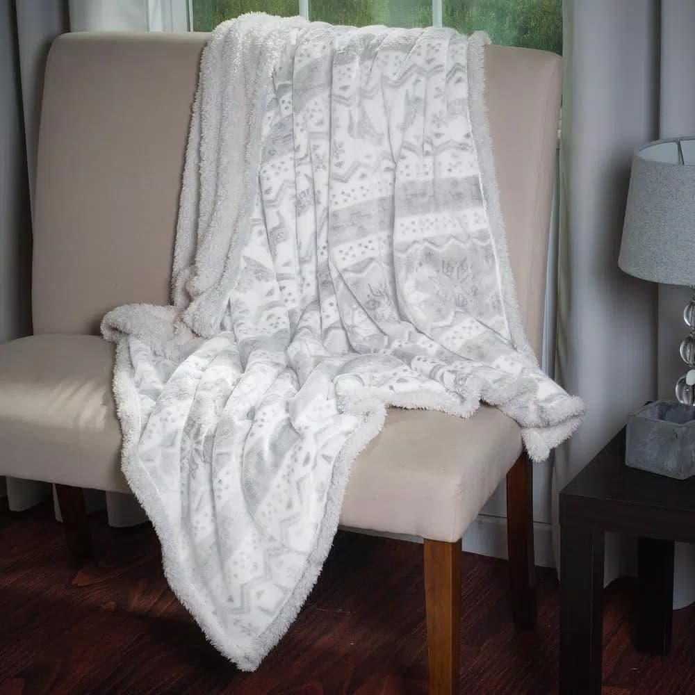 Lavish Home Snow Flakes Fleece Sherpa Throw Blanket, Gray