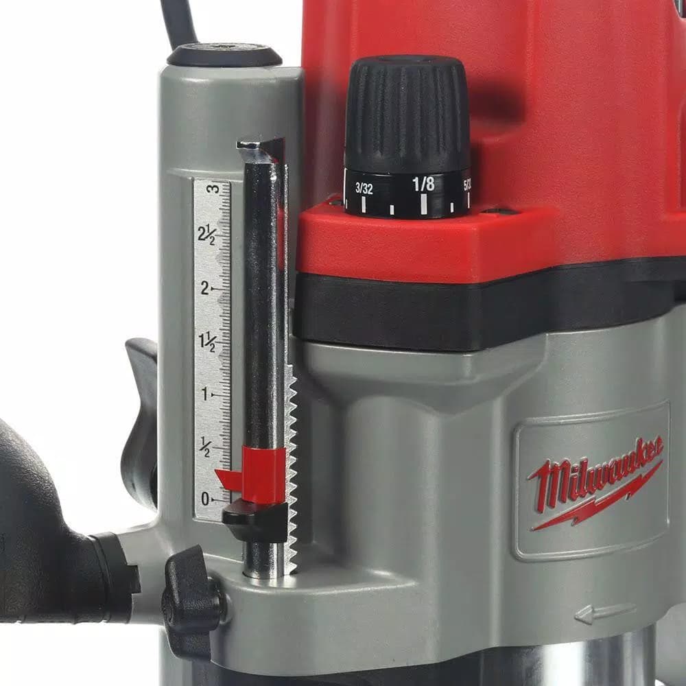 Milwaukee 2-1/4 HP Multi-Base Router Kit with Plunge and BodyGrip Fixed Base