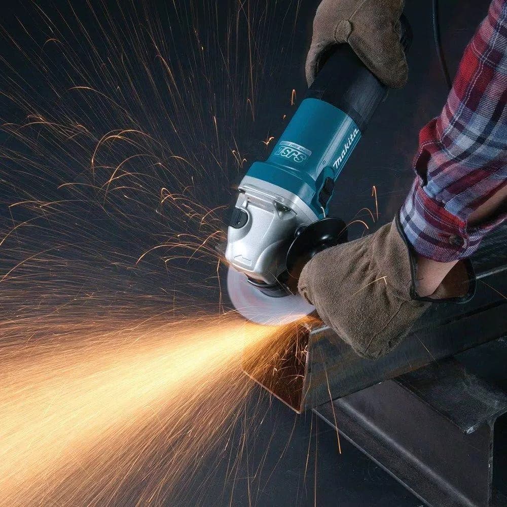 Makita GA5042C 5 in. 12 Amp SJS II High-Power Angle Grinder