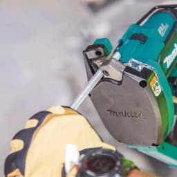 Makita 18V LXT Brushless Cordless Threaded Rod Cutter (Tool Only) XCS03Z thumbnail 2