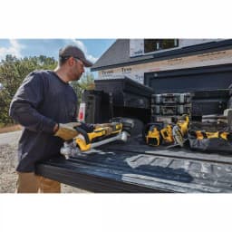DEWALT 20V MAX Cordless Brushless 14 in. String Trimmer (Tool Only) thumbnail 7