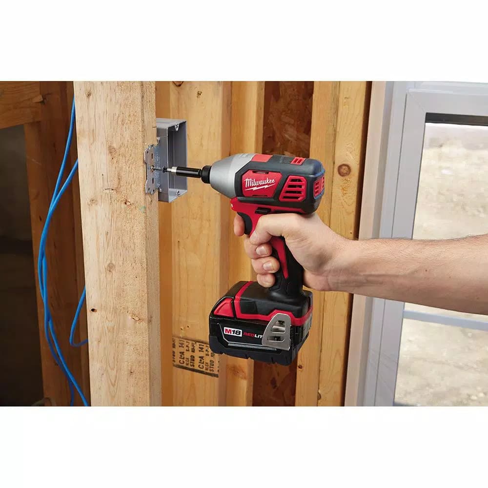 Milwaukee M18 18V Lithium-Ion Cordless 6-Tool Combo Kit with 2 Batteries, Charger and Tool Bag