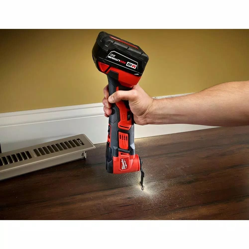 Milwaukee M18 18V Lithium-Ion Cordless Oscillating Multi-Tool (Tool-Only)