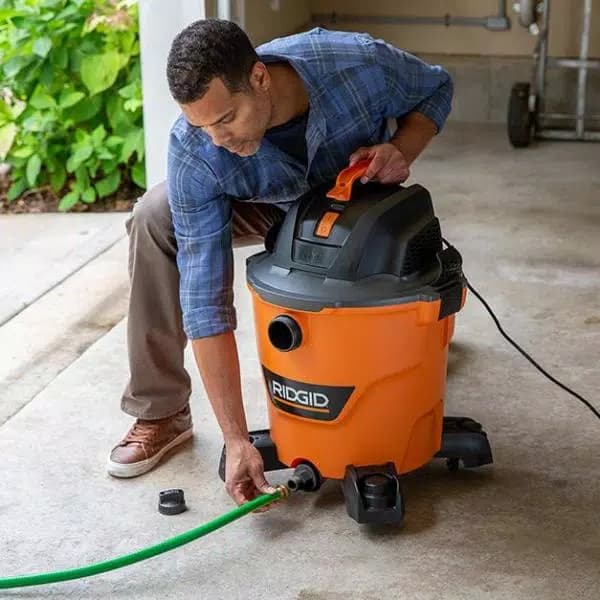 RIDGID Hose to Drain Adapter for Wet/Dry Shop Vacuums