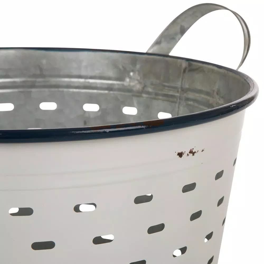 Glitzhome Farmhouse Enamel Metal Basket Set of 2 - White and Galvanized Iron Storage Baskets