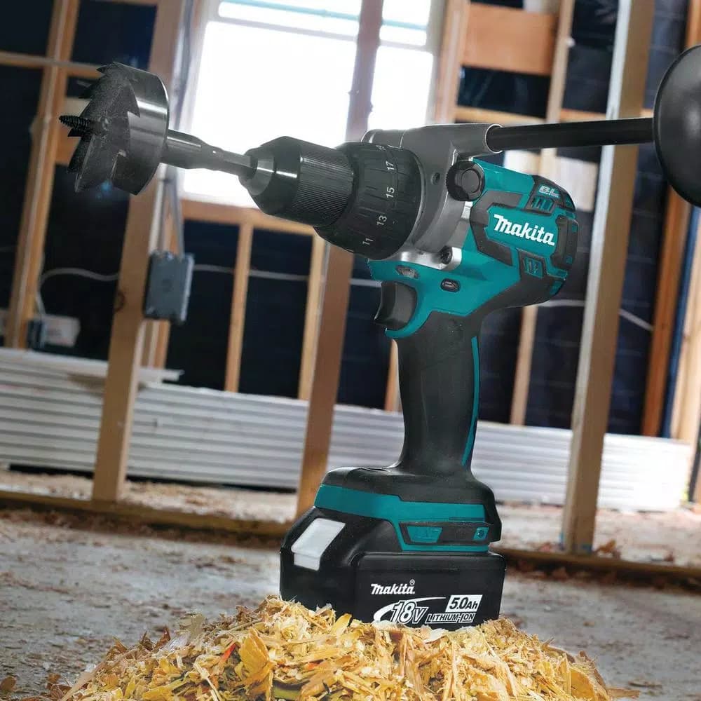 Makita 18V LXT Brushless 7-Piece Combo Kit with 5.0 Ah Batteries and Rapid Optimum Charger