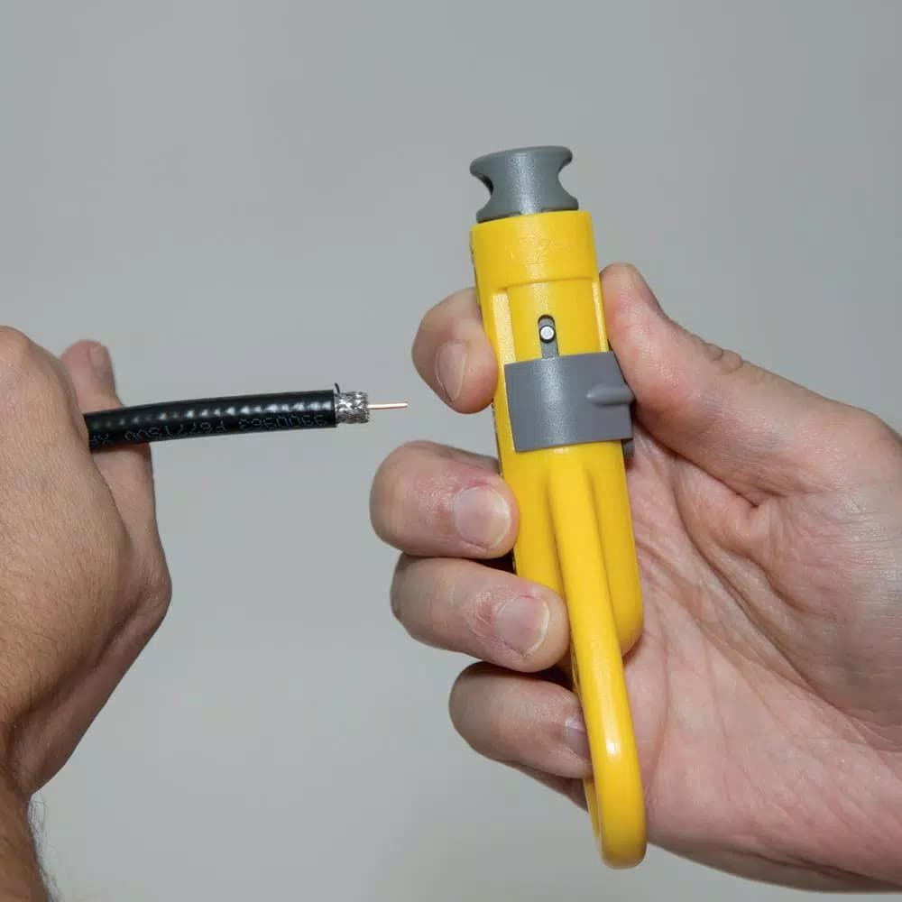 Klein Tools Coax Combination Radial Stripper for RG6, RG59, RG11, and RG7 Cables