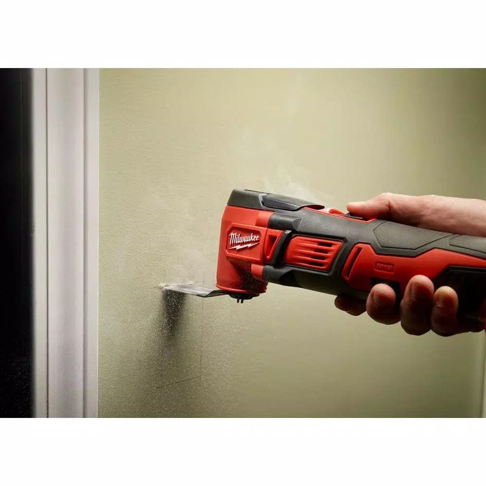 Milwaukee M18 18V Lithium-Ion Cordless Oscillating Multi-Tool (Tool-Only)