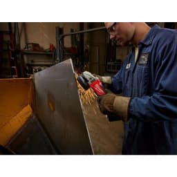 Milwaukee M18 FUEL 18V Brushless Cordless 4-1/2 in. / 5 in. Angle Grinder with Paddle Switch (Tool-Only) thumbnail 6