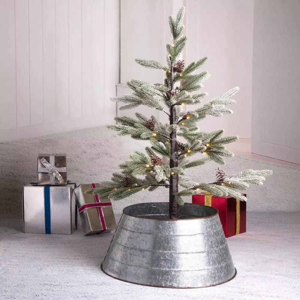 Glitzhome 22 in. Galvanized Metal Tree Collar - Rustic Christmas Tree Base Decor
