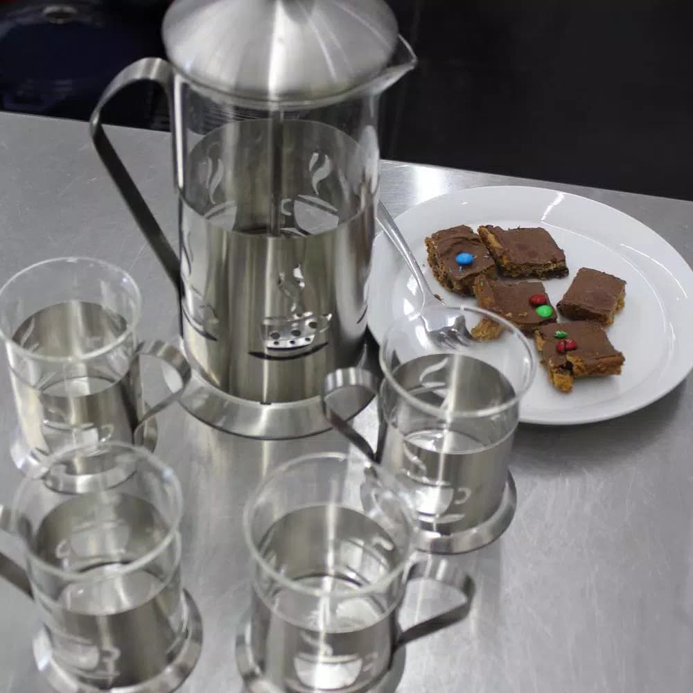 BergHOFF 5-Piece French Press Coffee Set with 32 oz. Stainless Steel Plunger and 4 Matching Glasses