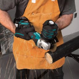 Makita 18V LXT Brushless 5 in. Cordless Angle Grinder Kit with 5.0Ah Battery & Charger thumbnail 4
