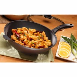 Swiss Diamond 4.9 Qt. Nonstick Wok with Lid and 11.8 in. Tempura Rack thumbnail 2