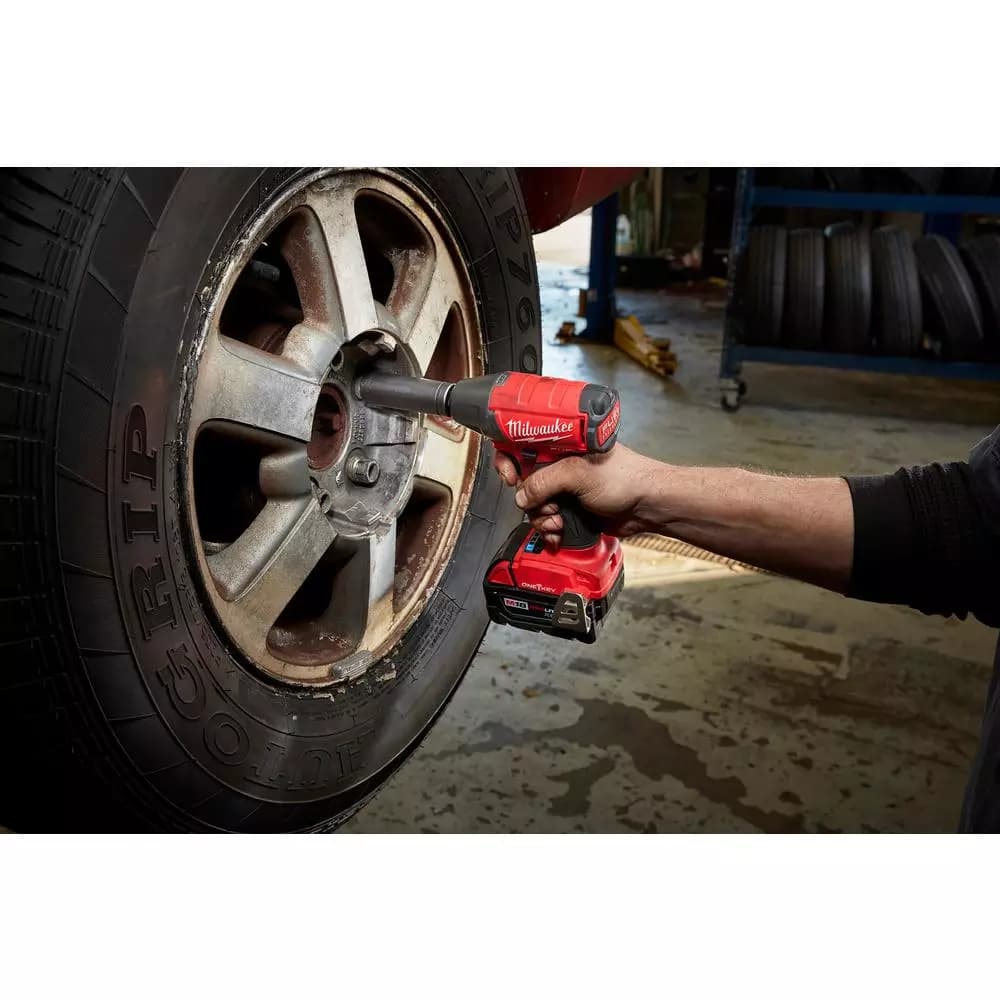 Milwaukee M18 FUEL 1/2 in. Compact Impact Wrench with Pin Detent, ONE-KEY, Brushless, Tool-Only