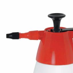 Chapin 48 oz. Farm and Field Hand Sprayer thumbnail 3