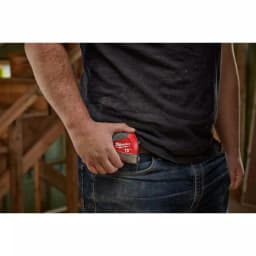 Milwaukee 16 ft. Compact Tape Measure with Nylon Blade Protection thumbnail 6