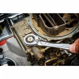 Husky 25-Piece Metric and SAE Reversible Ratcheting Wrench Set thumbnail 3