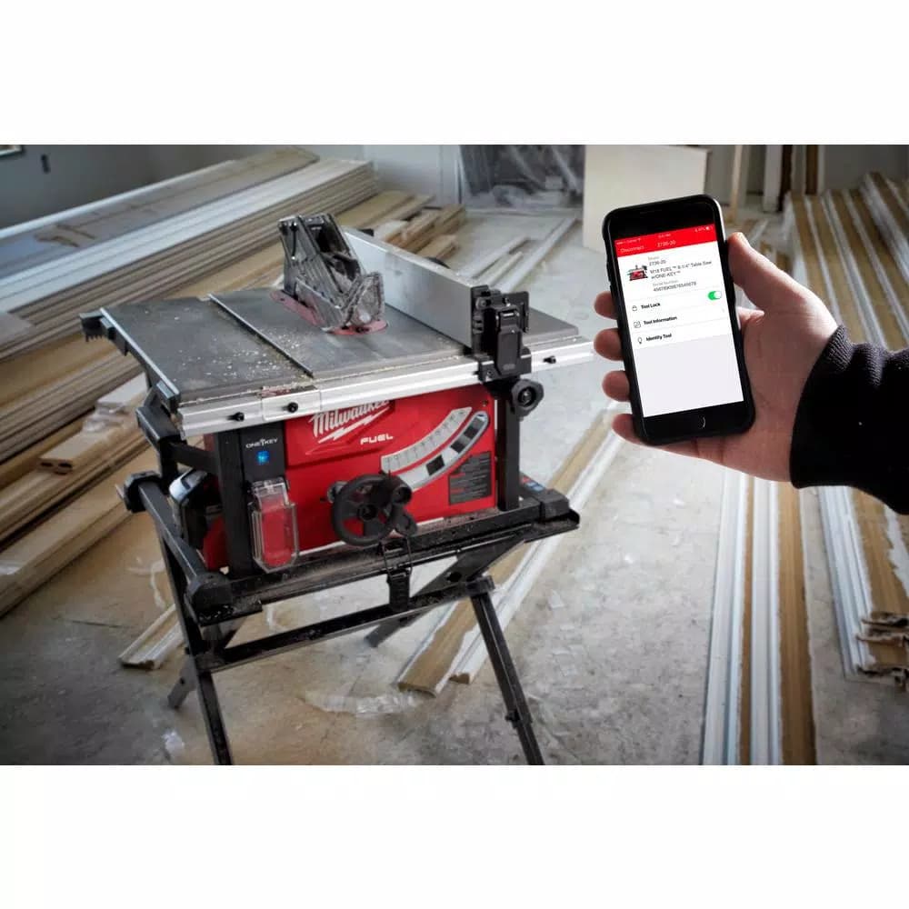 Milwaukee M18 FUEL 8-1/4 in. Cordless Table Saw Kit with 12.0 Ah Battery & Rapid Charger