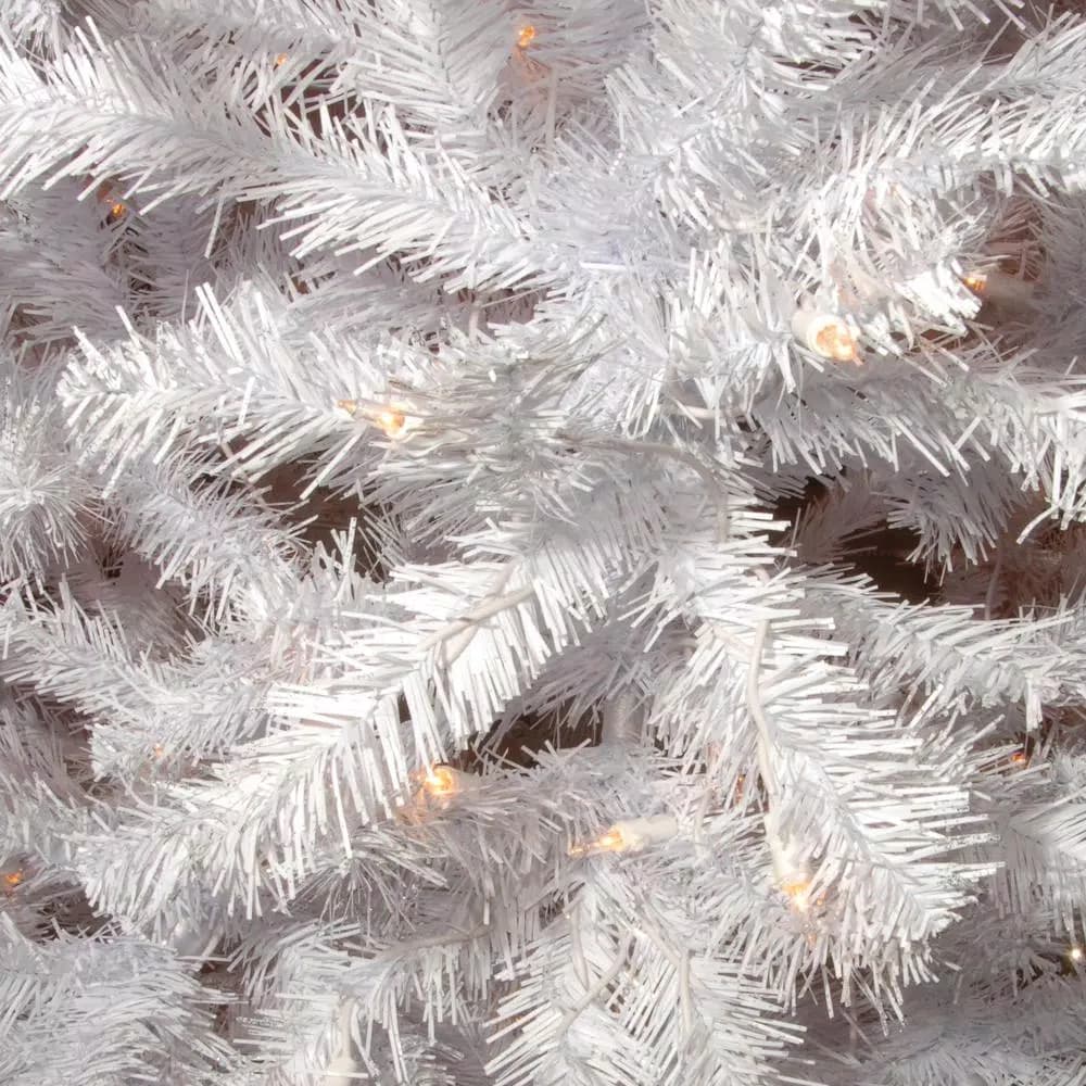 National Tree Company 7 ft. North Valley White Spruce Artificial Christmas Tree with 550 Clear Lights and Glitter