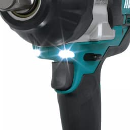 Makita 18V LXT Brushless 3/4 in. Square Drive High Torque Impact Wrench Kit with (2) 5.0Ah Batteries & Bag thumbnail 3