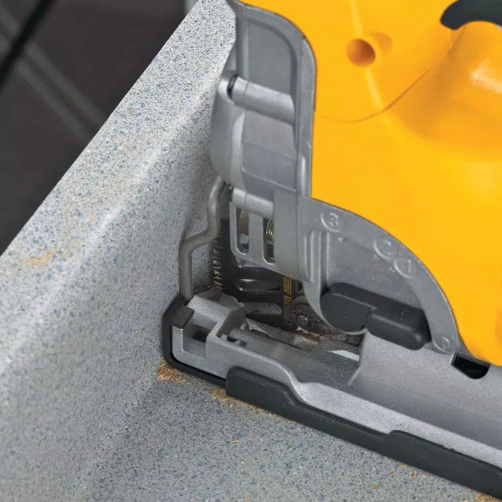 DEWALT 6.5 Amp Corded Jig Saw Kit with Carrying Case